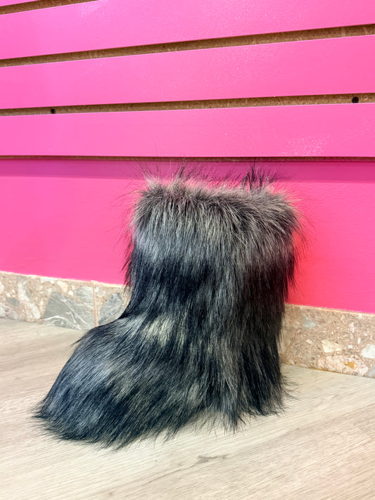 Top Notch Cozy Fur Boots
